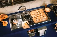 Revija KUHINJE in JEDILNICE (slika str. 5)